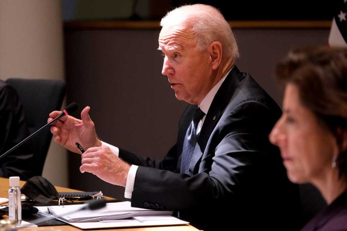 Biden Says US Would Take Military Action to Help Taiwan