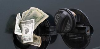 Biden Calls on Congress To Pause Gas Taxes