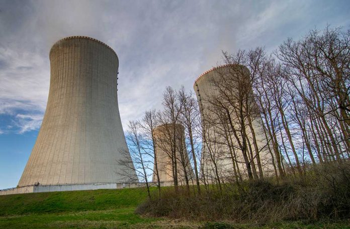 Reports of Shelling Near Ukrainian Nuclear Plant Raise Concerns