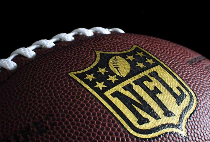Ex-NFL Cornerback Dies in Crash