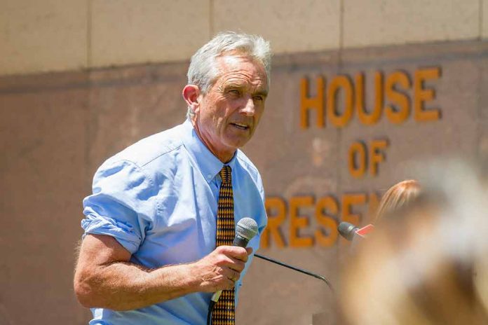 1401970814 featured image Man speaking outside House of Representatives building