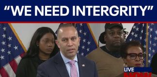 Hakeem Jeffries Consolidates Power After Chaotic Election DC plane crash: Hakeem Jeffries calls out Trump on DEI
