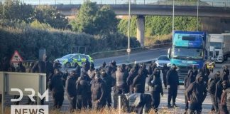 ‘Grandmas in Kayaks’ Help Block Foreigner Invasion FULL VIDEO: Masked Protesters Block England’s Port of Dover Chanting ‘Stop the Boats’ | AC1B